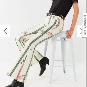 EUC BDG Printed Floral Flare Jean size 26